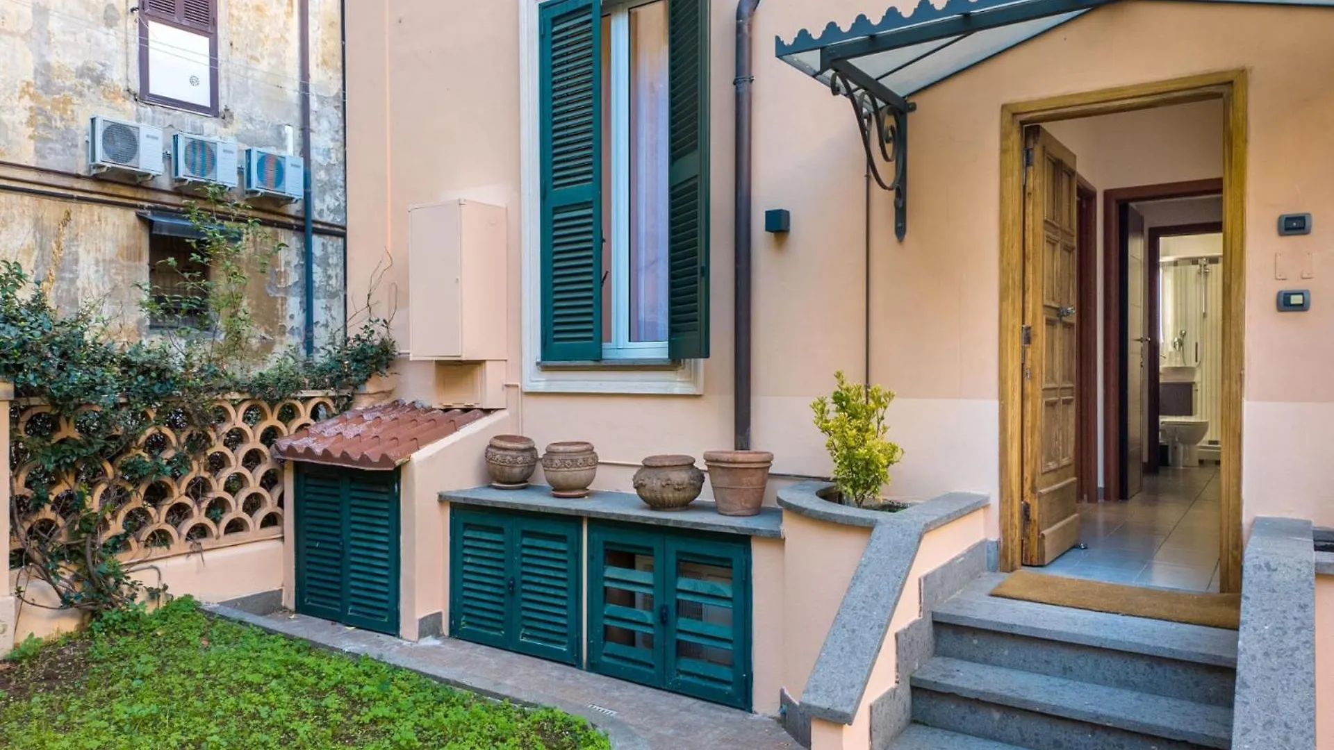 The Best Rent - Three-Bedroom Apartment In Manzoni District Rome