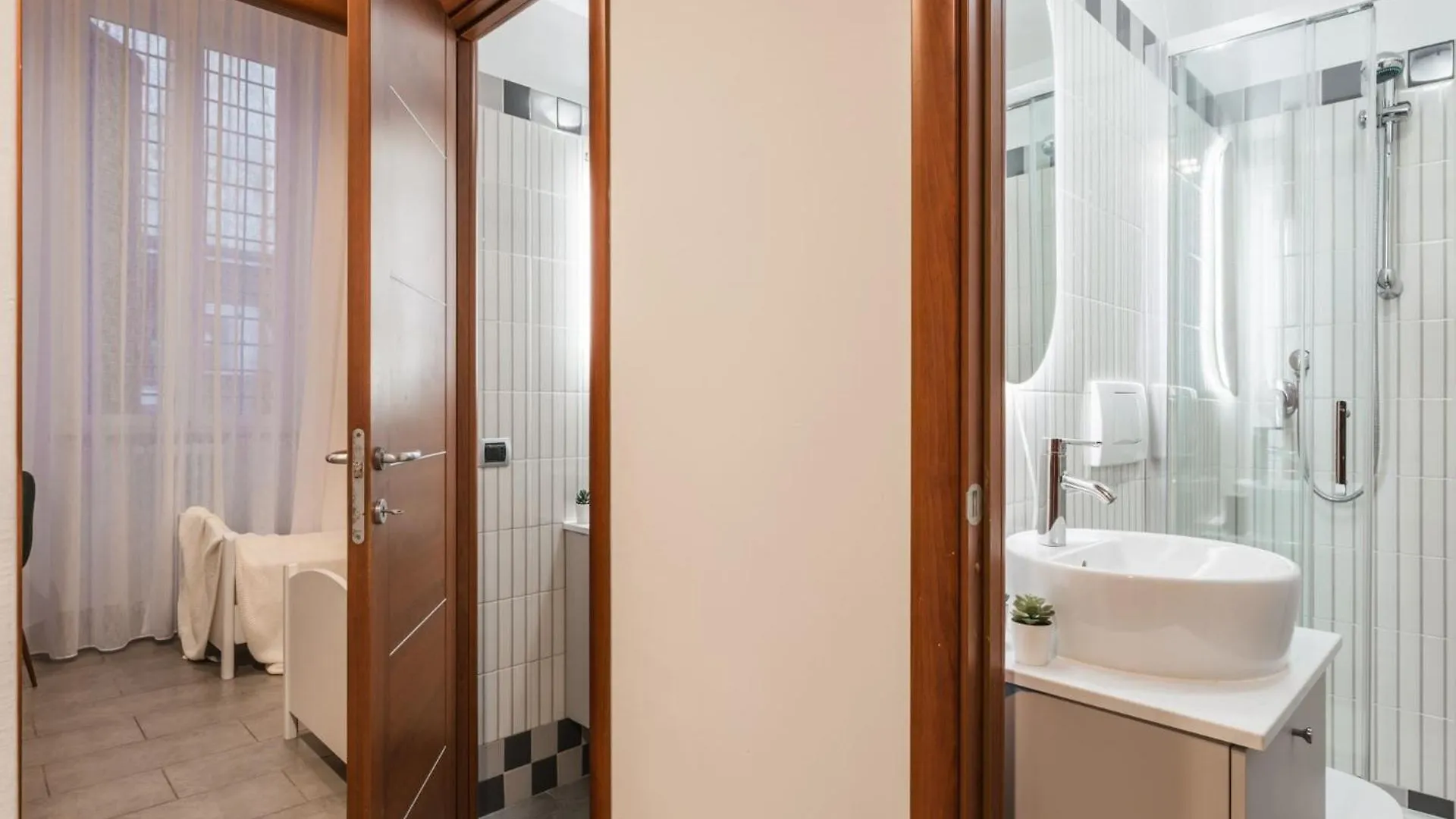 The Best Rent - Three-Bedroom Apartment In Manzoni District Rome